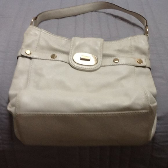 Michael Kors Handbags - Michael Kors white purse